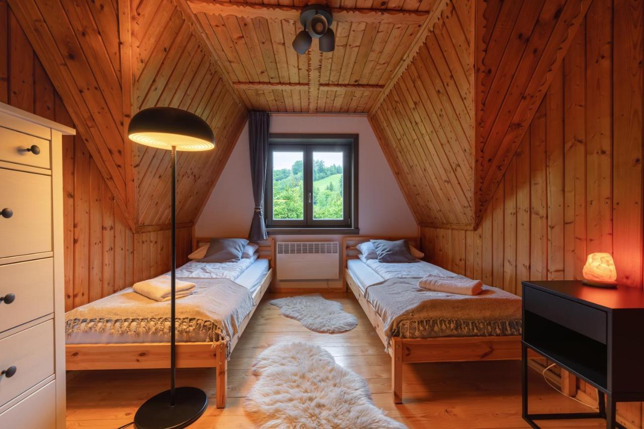 Lavinka Z Sauna